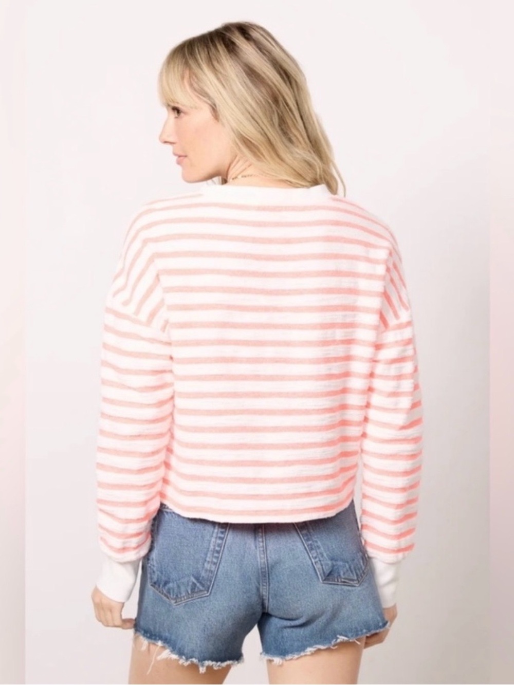 Evereve Women’s Noah Stripe Sweatshirt Neon Coral/Cream Oversized Size Medium - Picture 3 of 15